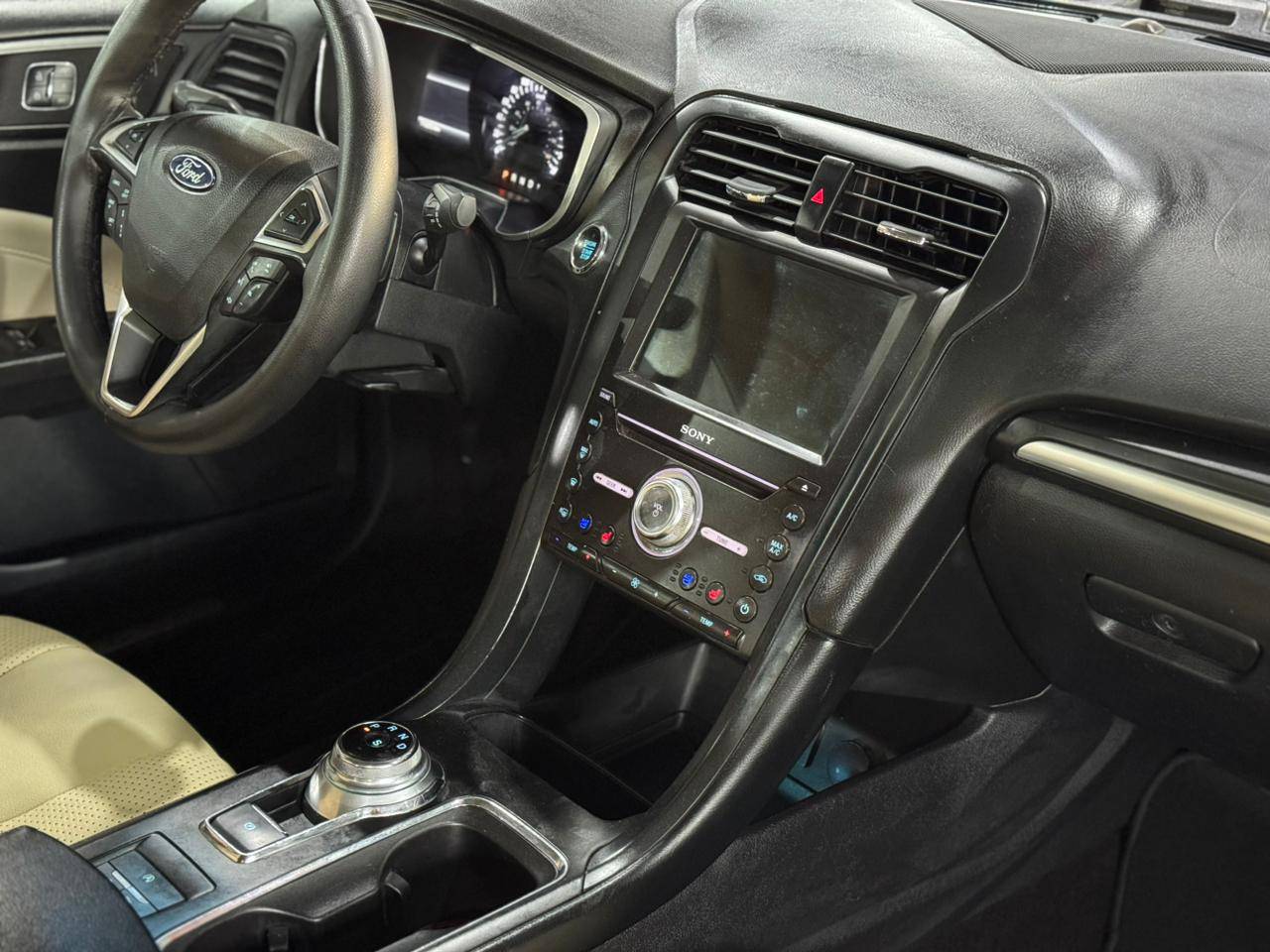 FORD FUSION