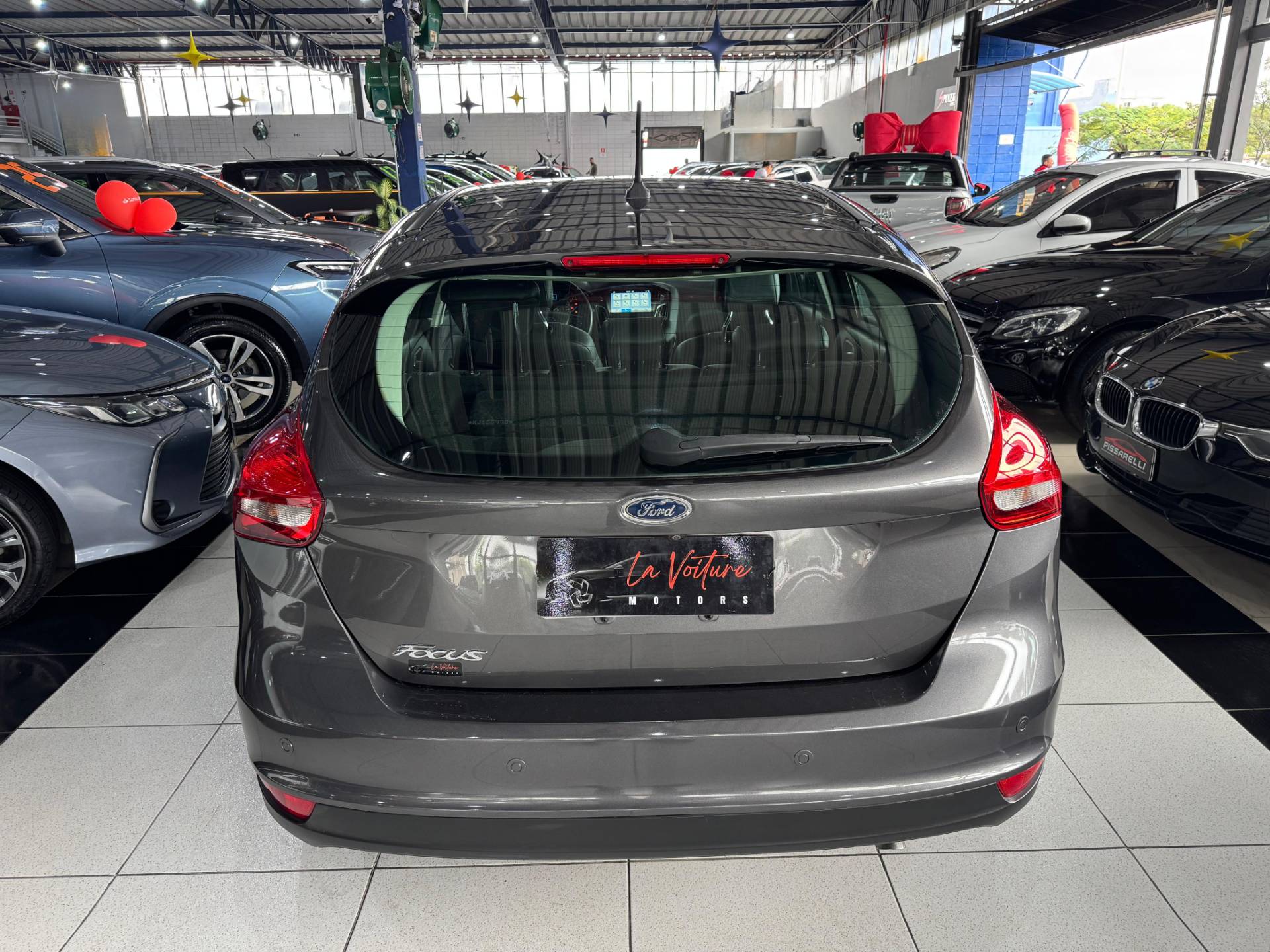 FORD FOCUS
