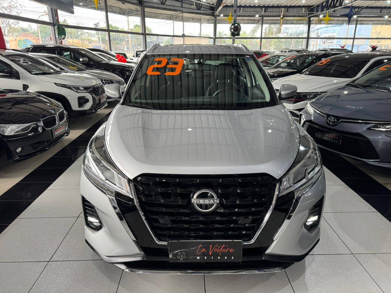 NISSAN KICKS