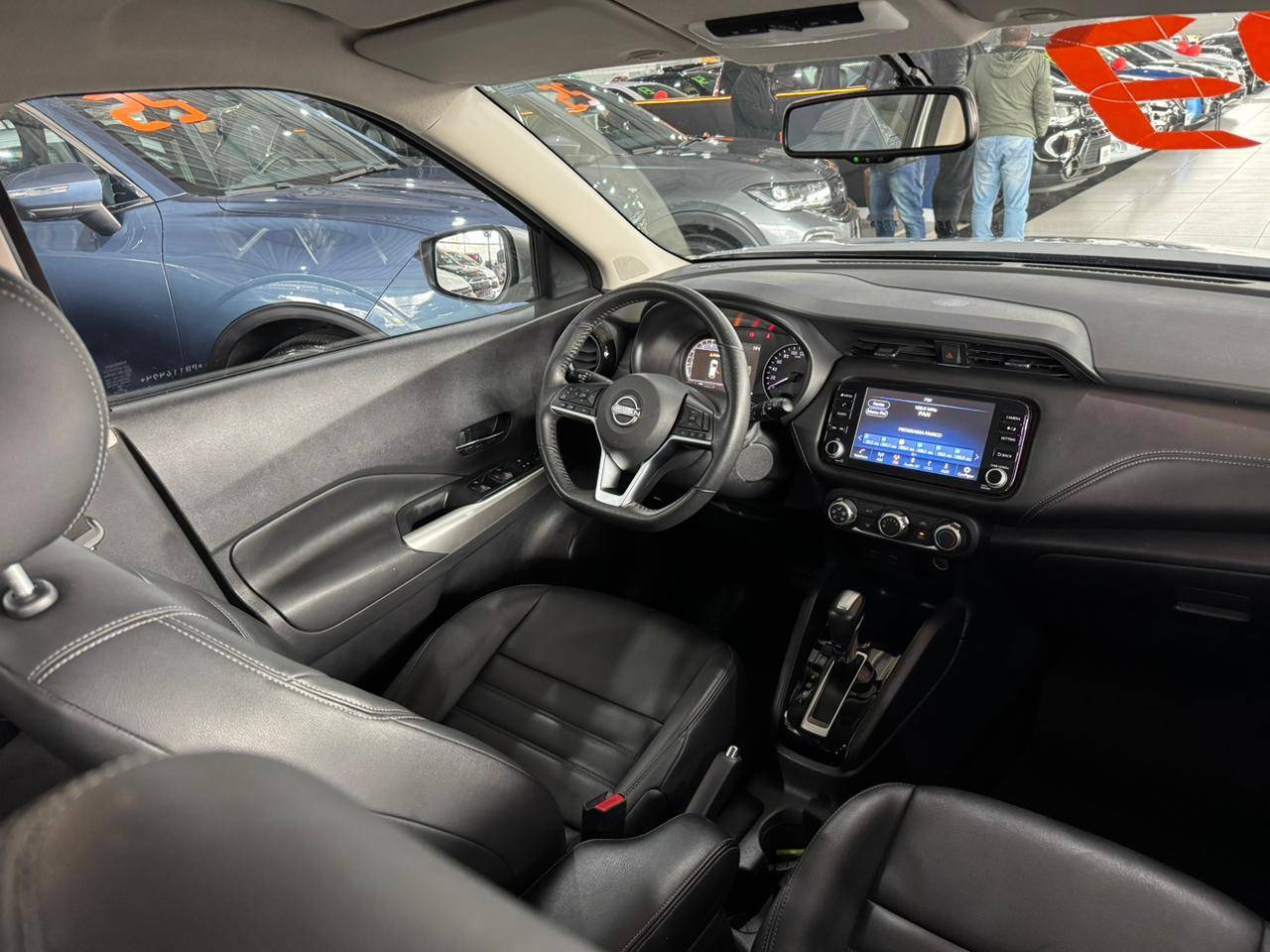 NISSAN KICKS