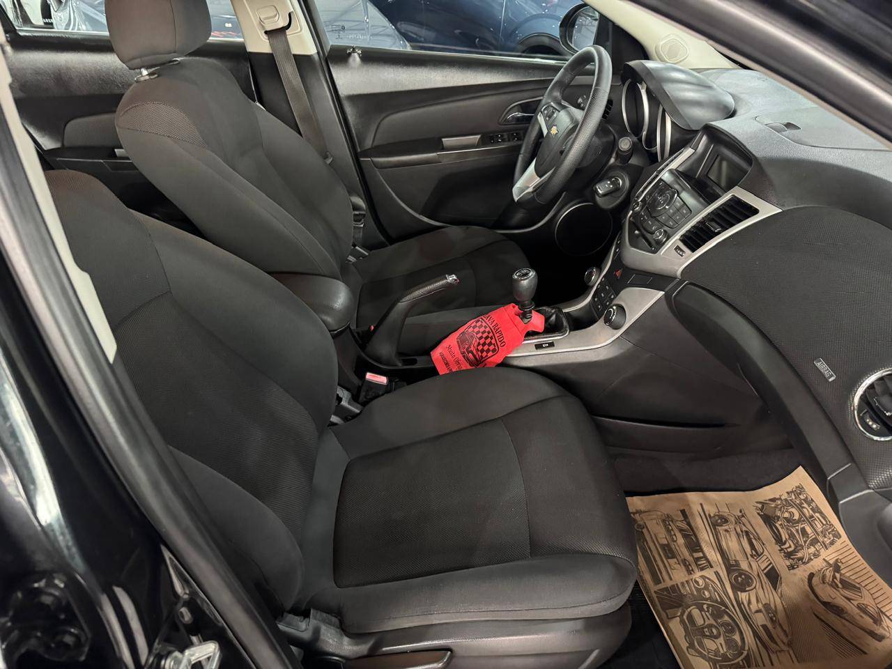 CHEVROLET CRUZE