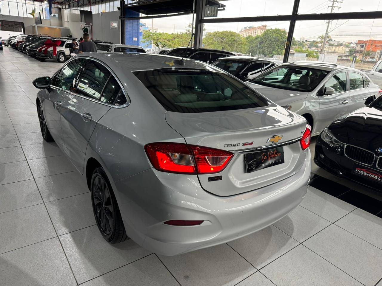 CHEVROLET CRUZE