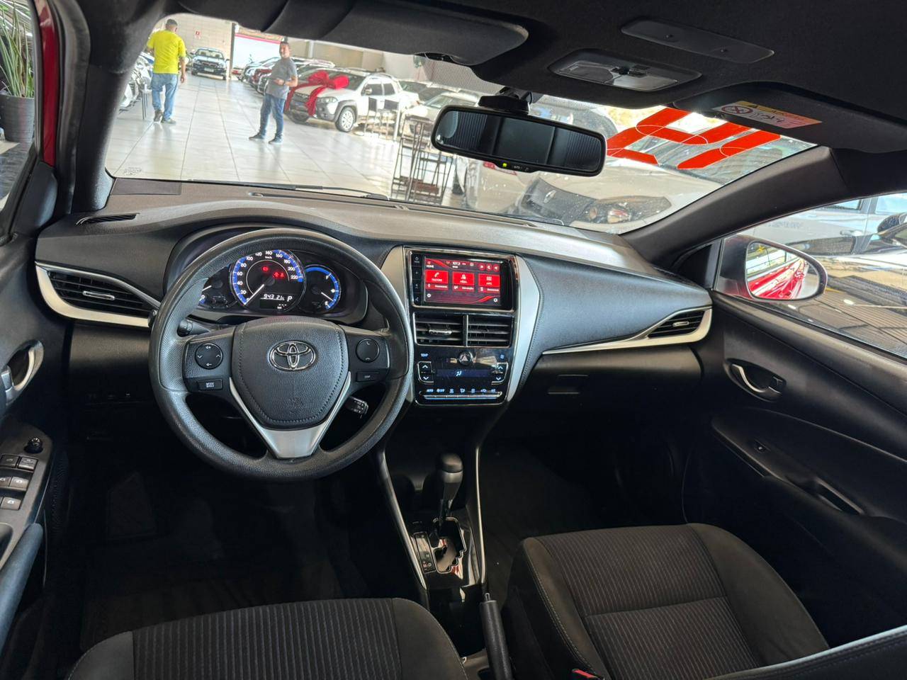 TOYOTA YARIS