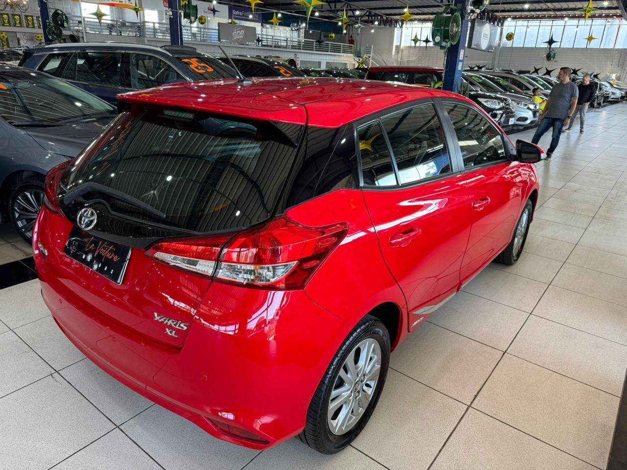 TOYOTA YARIS