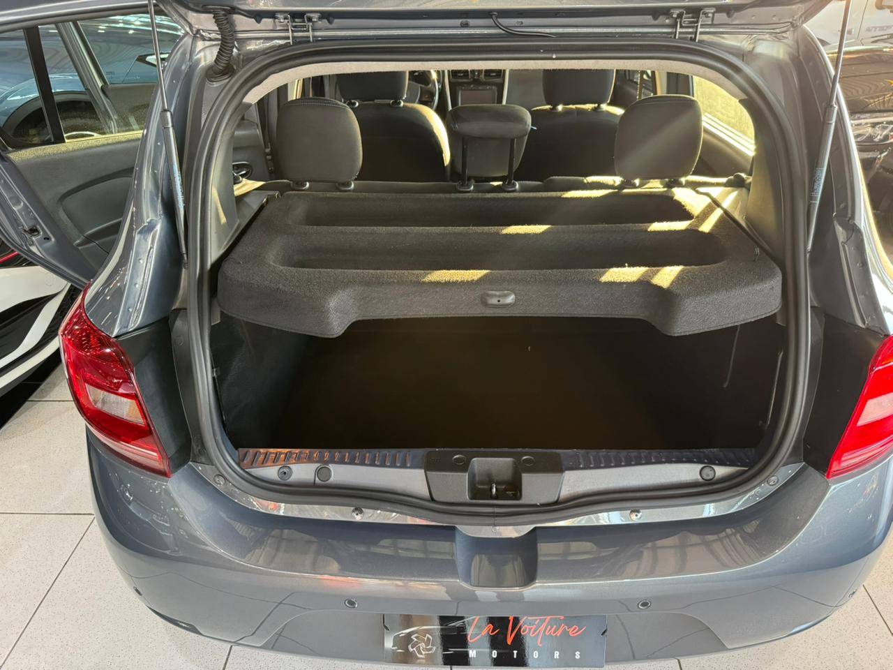 RENAULT SANDERO