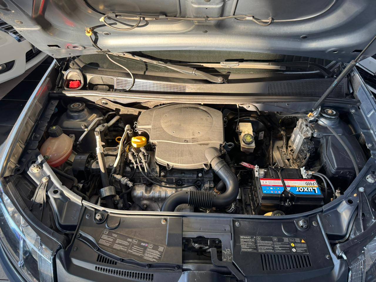 RENAULT SANDERO