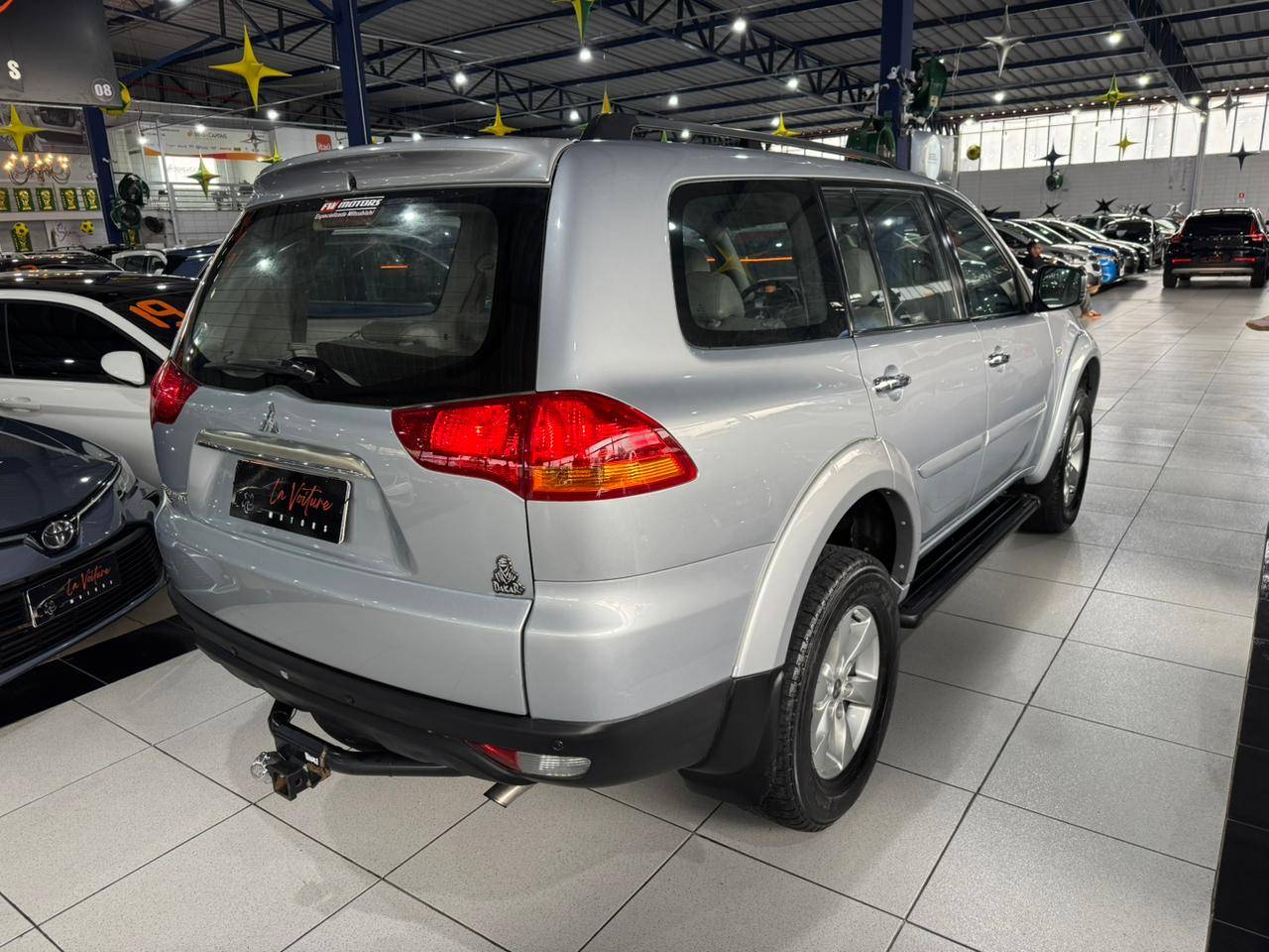 MITSUBISHI PAJERO DAKAR