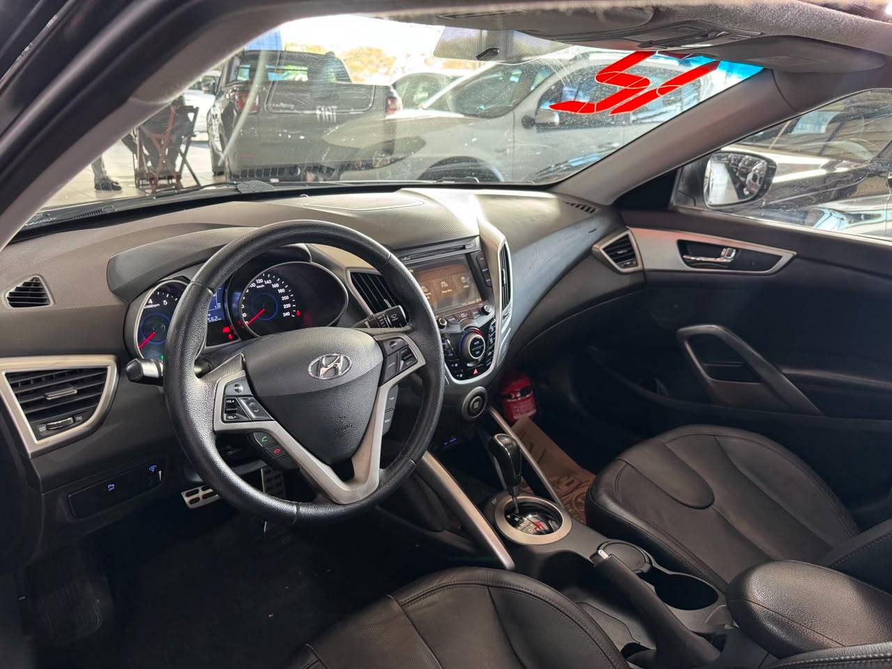 HYUNDAI VELOSTER