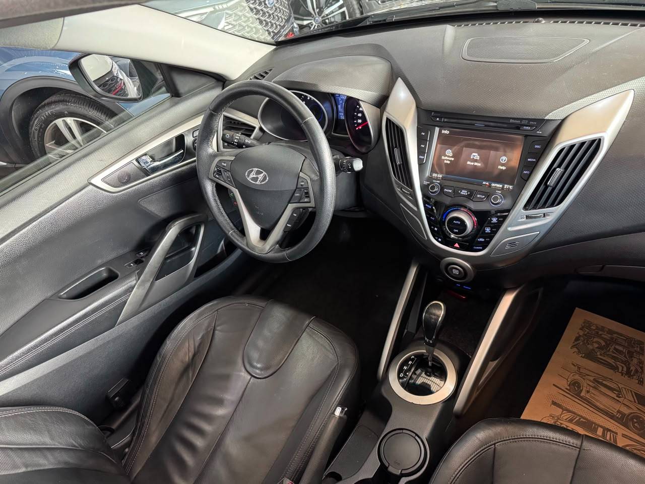 HYUNDAI VELOSTER