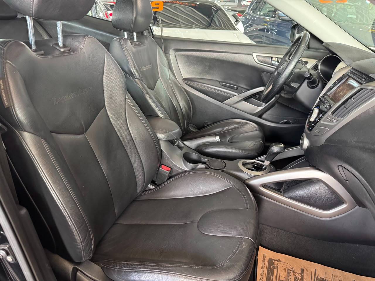 HYUNDAI VELOSTER