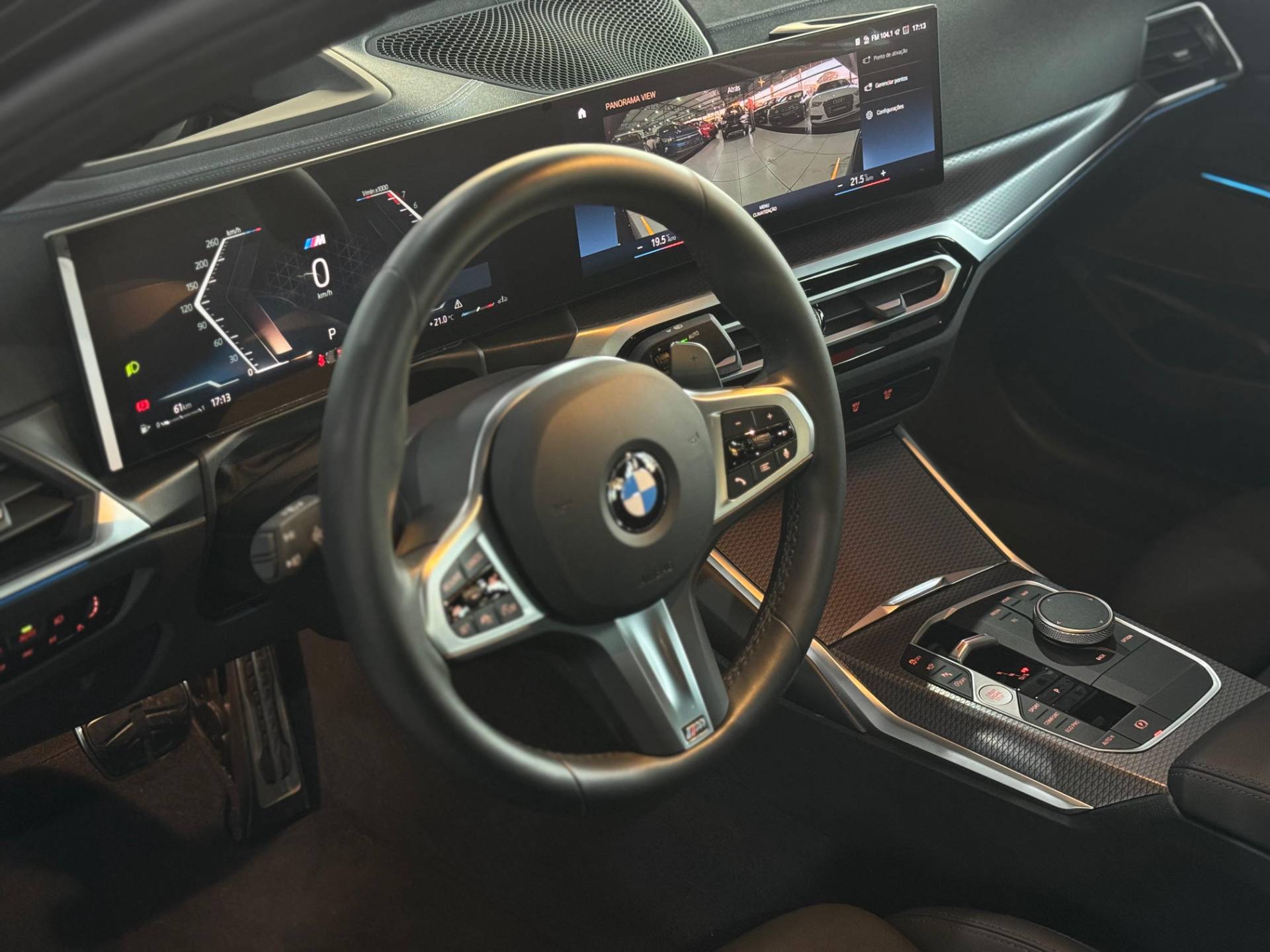 BMW 320i