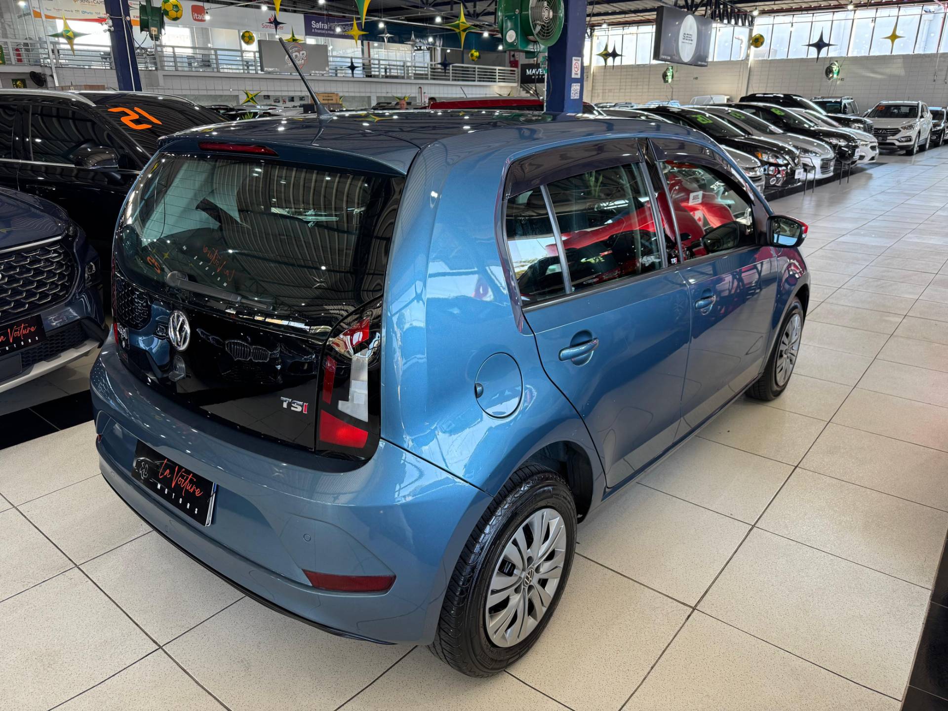 VOLKSWAGEN UP