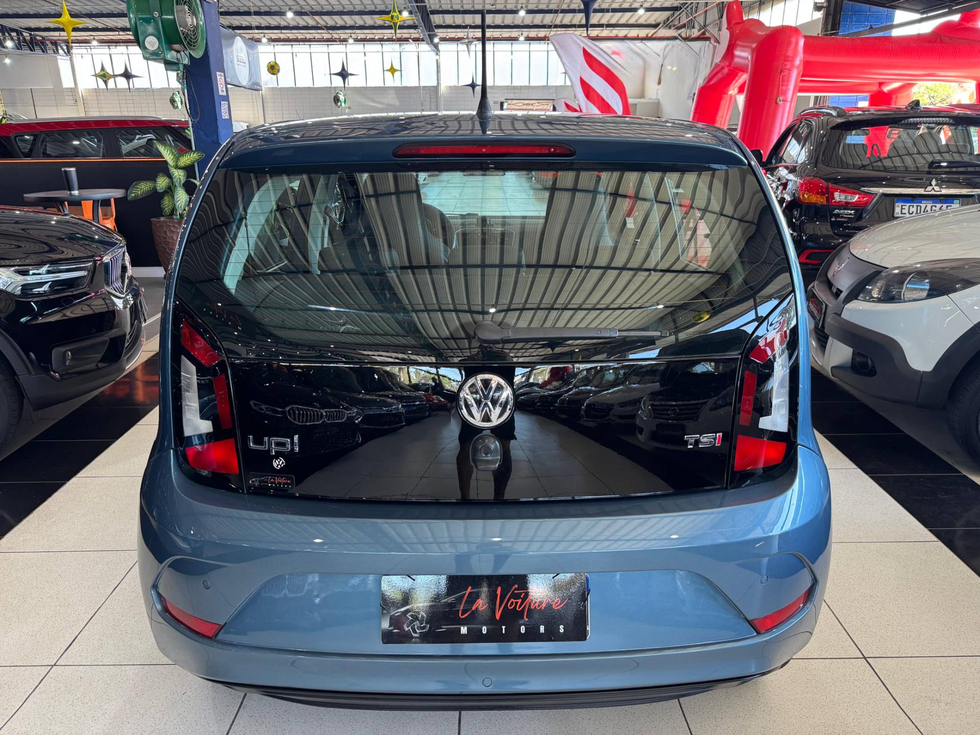 VOLKSWAGEN UP