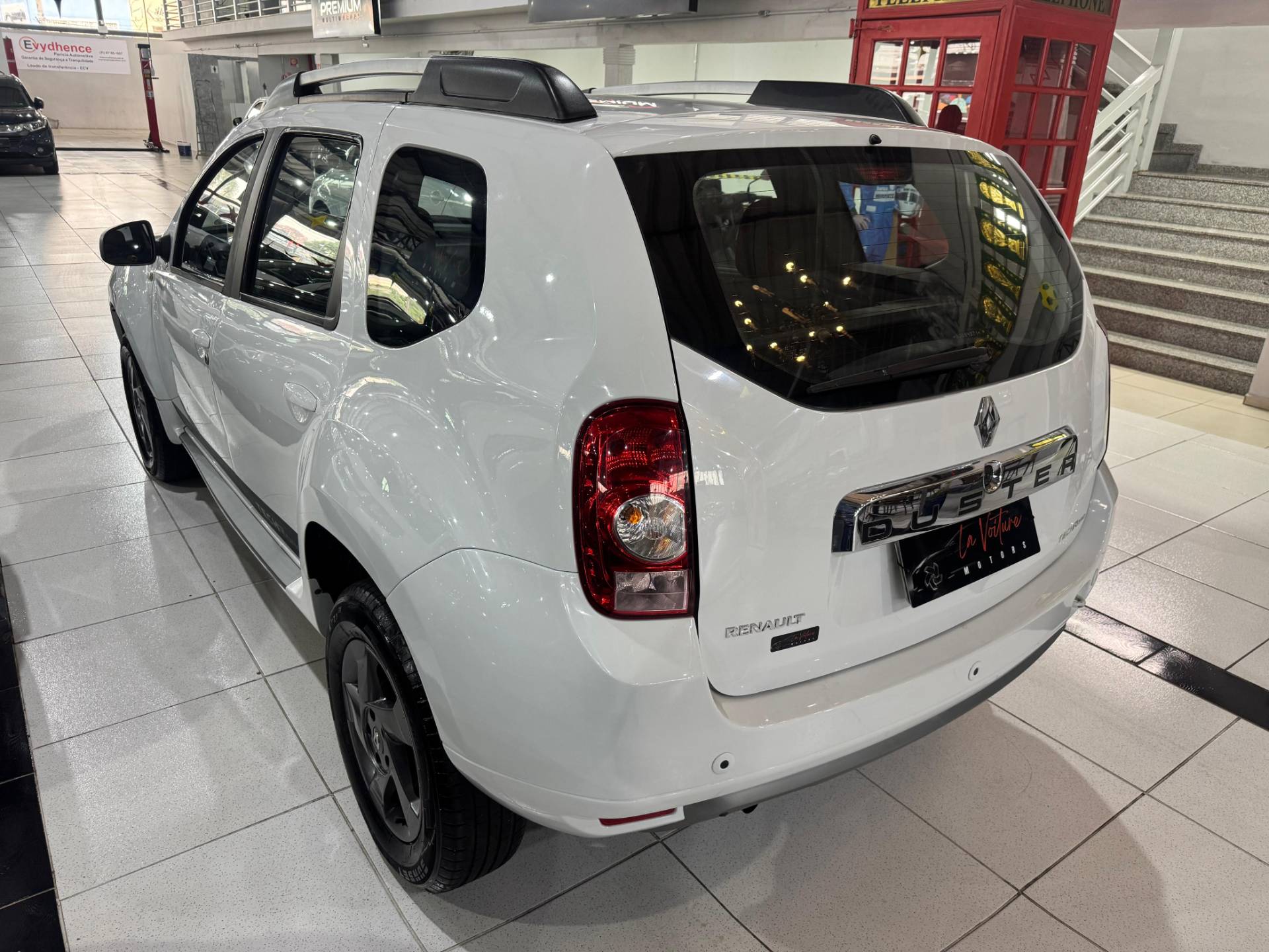 RENAULT DUSTER