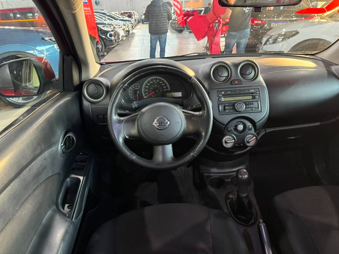 NISSAN VERSA
