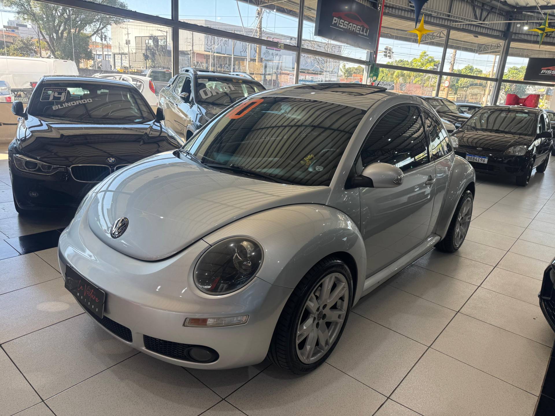 VOLKSWAGEN NEW BEETLE