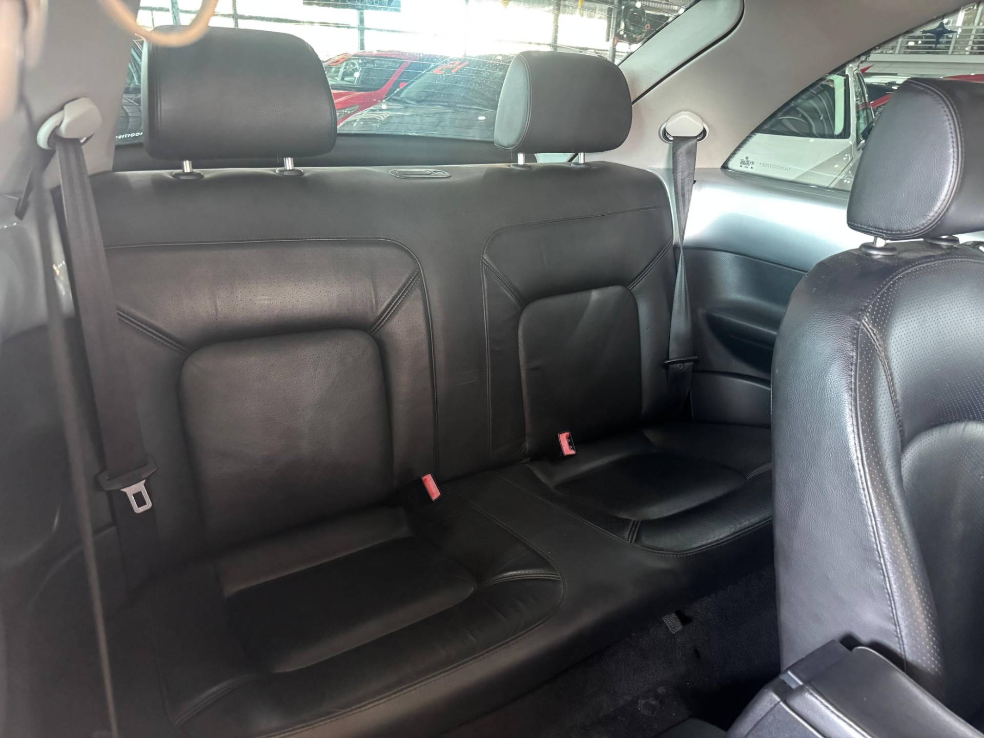 VOLKSWAGEN NEW BEETLE