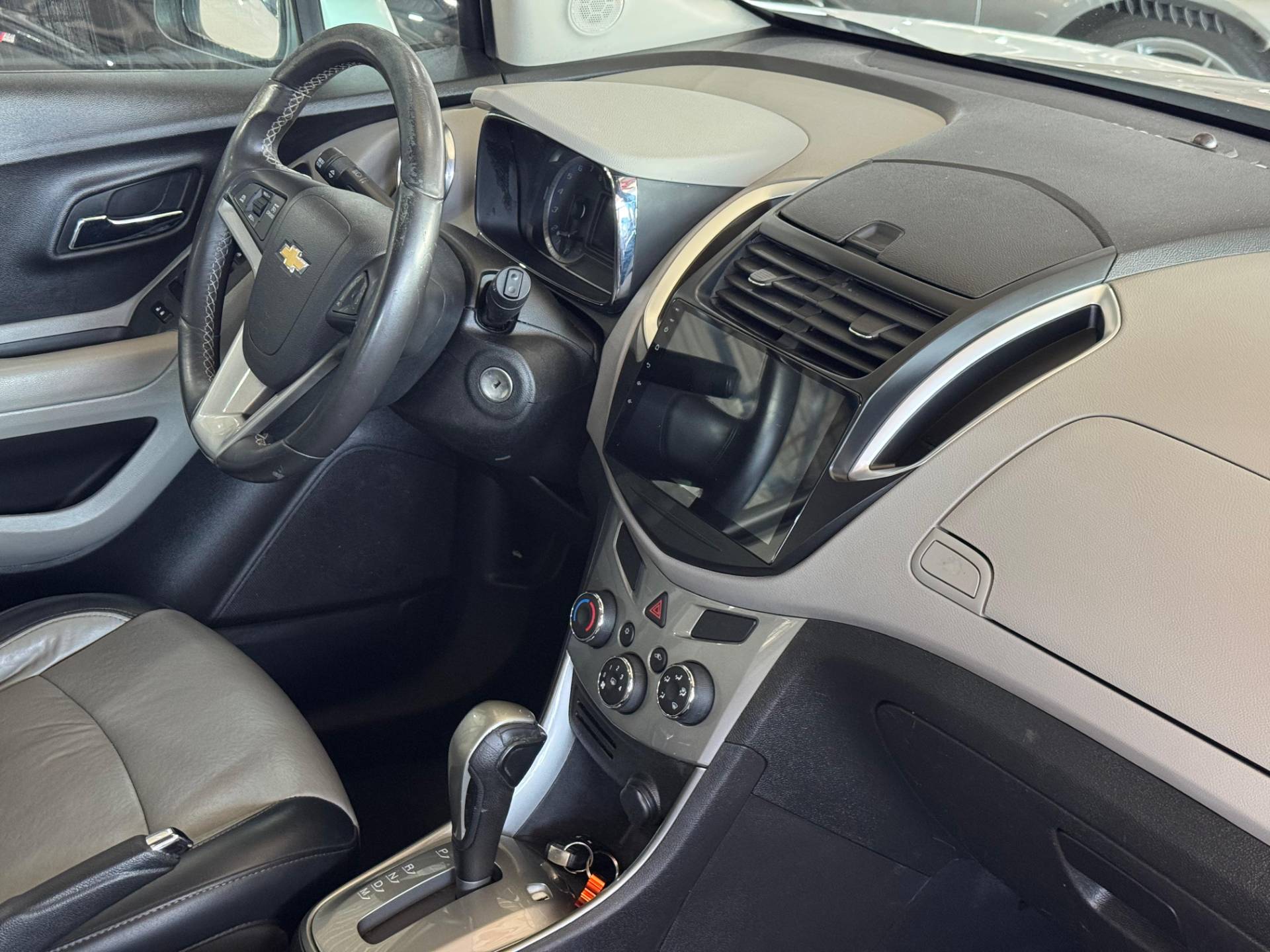 CHEVROLET TRACKER