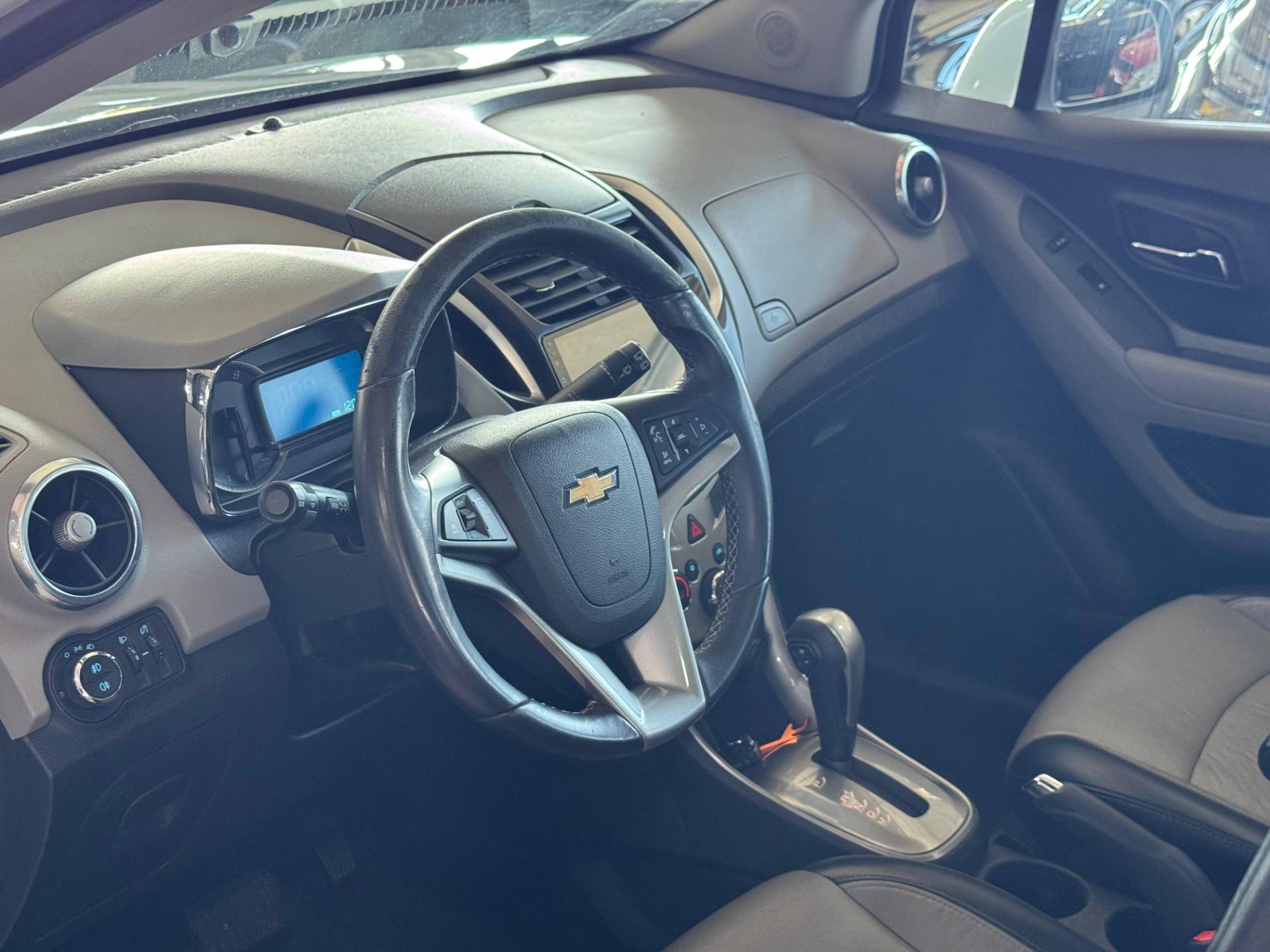 CHEVROLET TRACKER