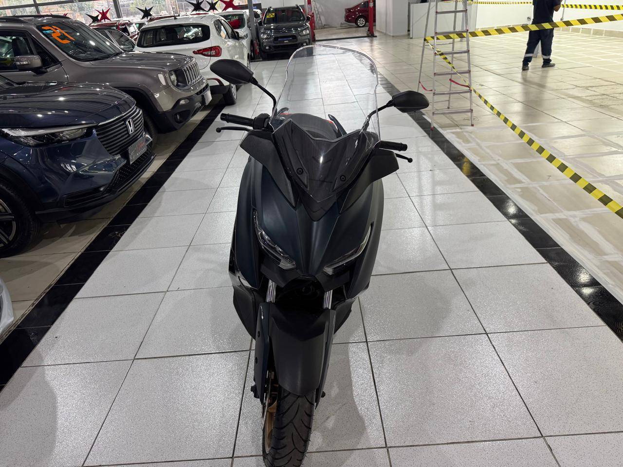 YAMAHA XMAX 250 CONNECTED ABS