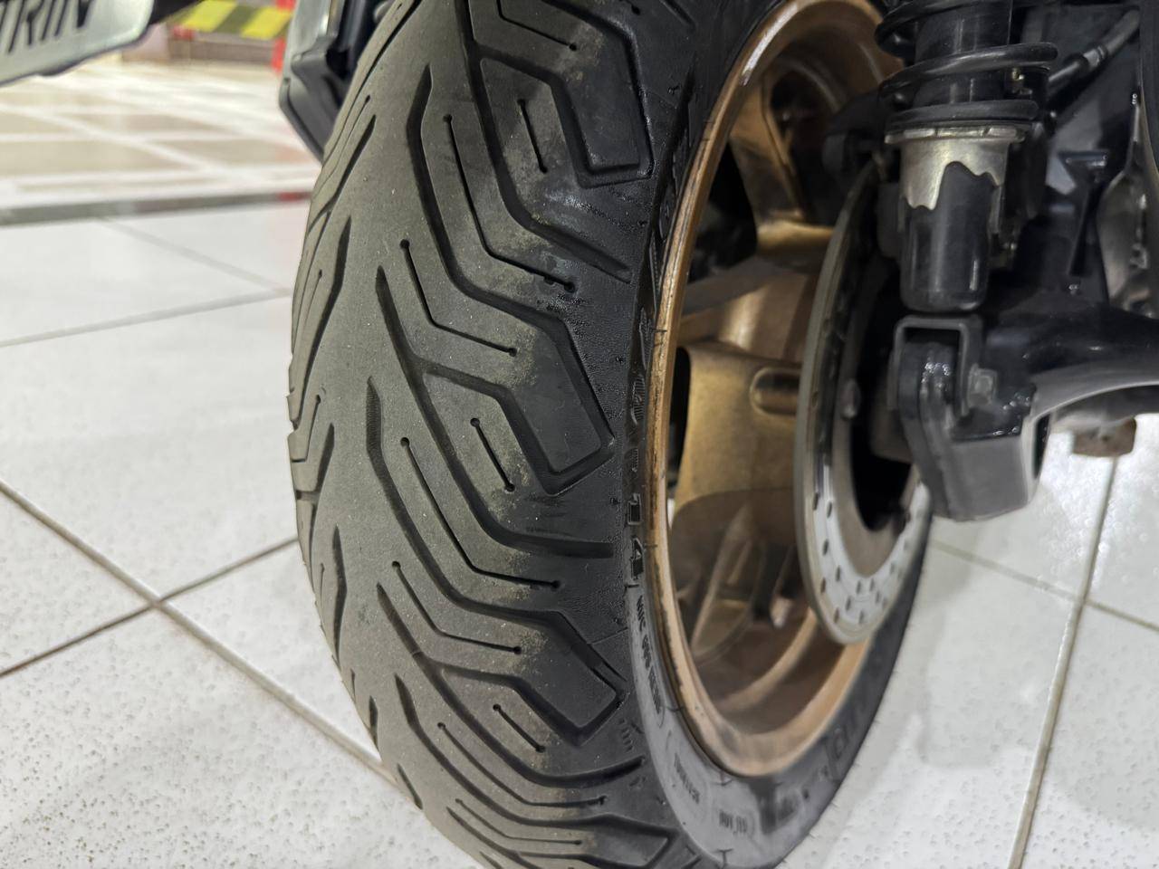 YAMAHA XMAX 250 CONNECTED ABS