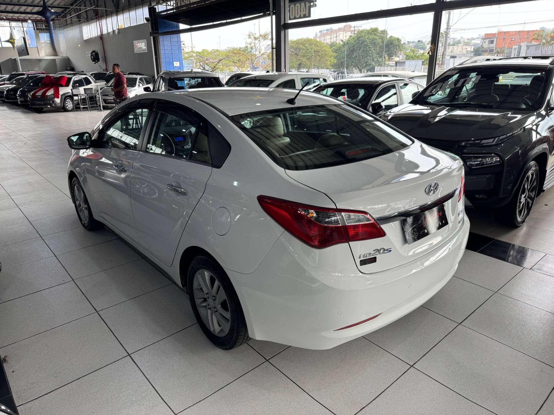 HYUNDAI HB20S
