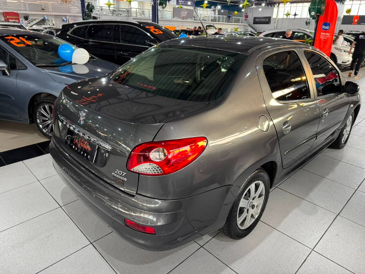 PEUGEOT 207