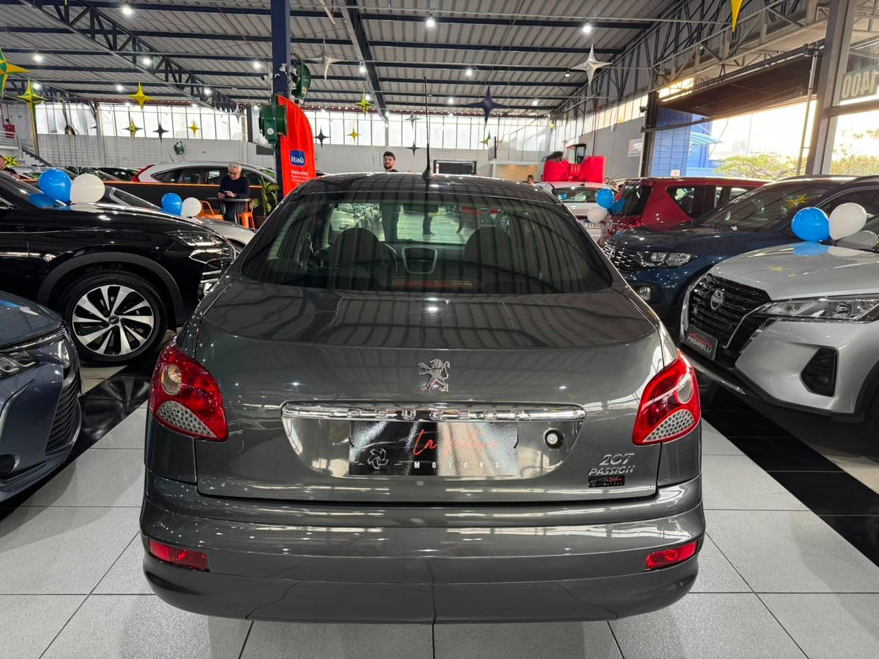 PEUGEOT 207