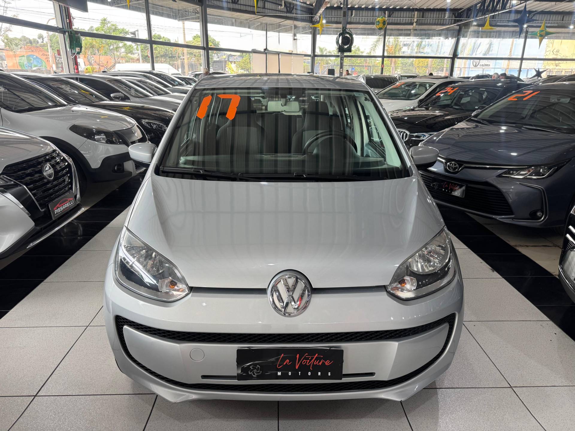 VOLKSWAGEN UP