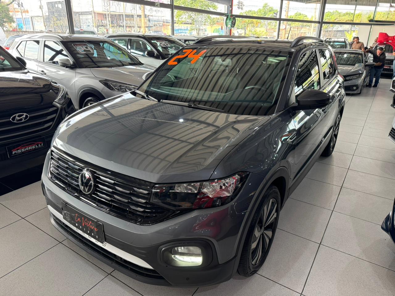 VOLKSWAGEN T-CROSS