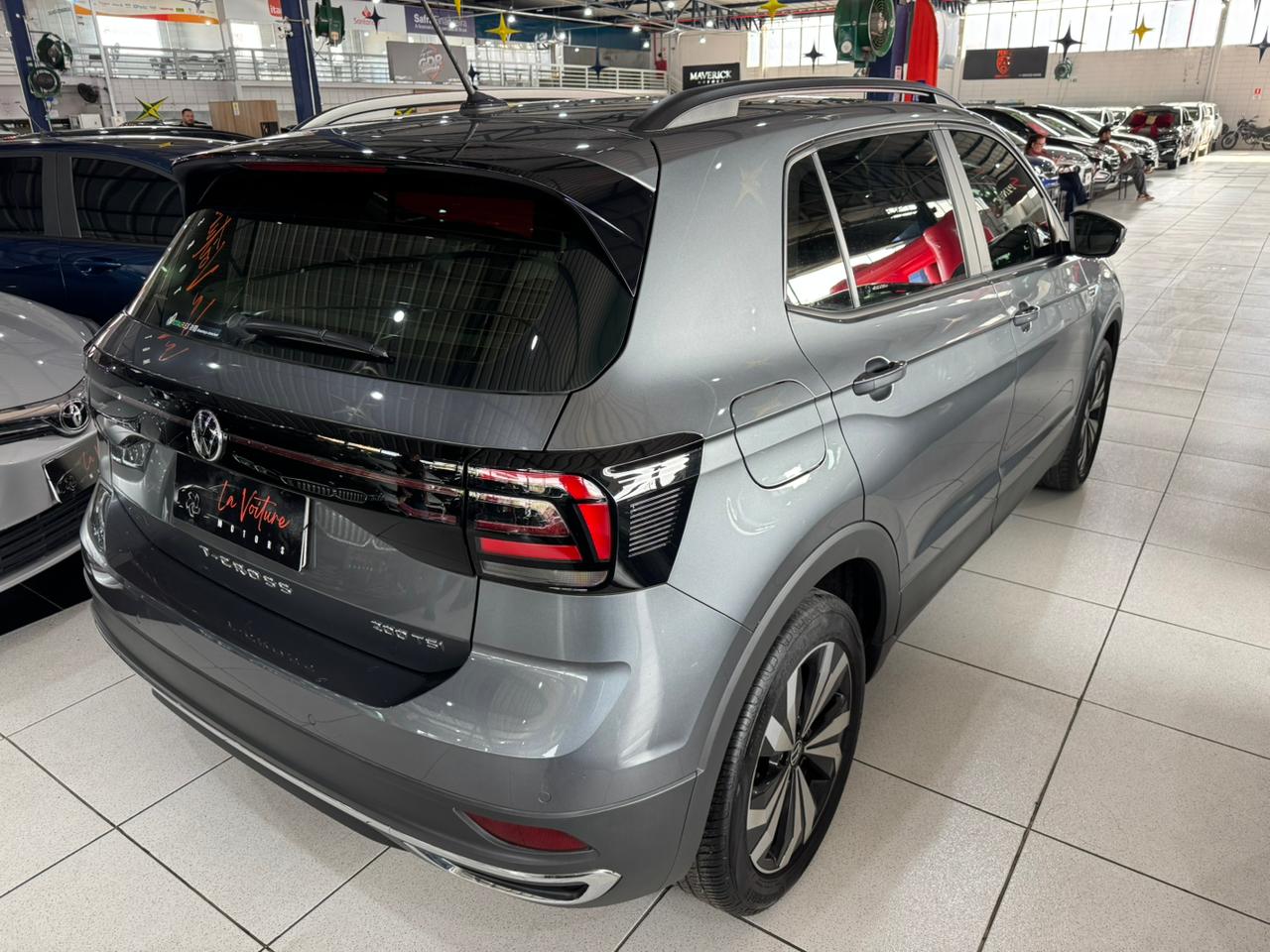 VOLKSWAGEN T-CROSS