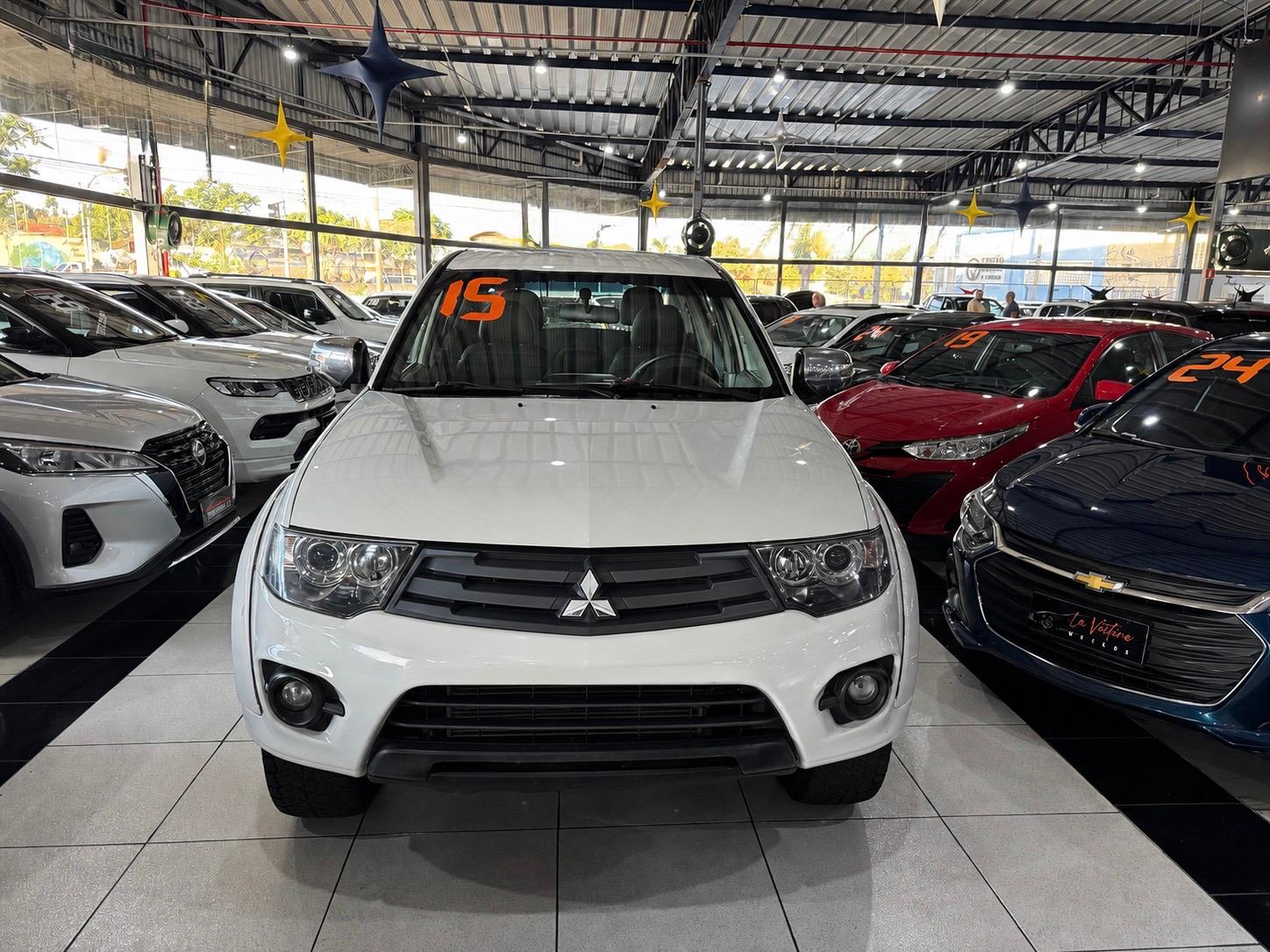 MITSUBISHI L200 TRITON