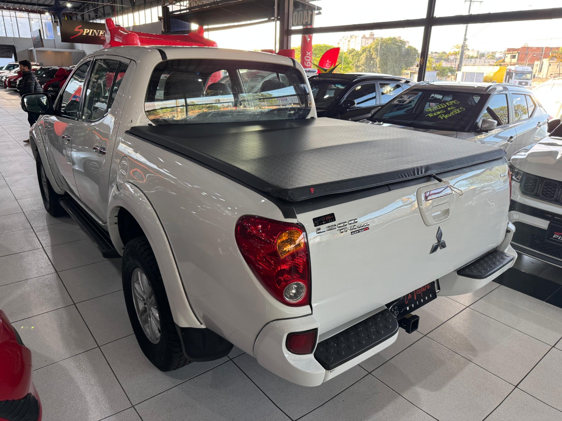 MITSUBISHI L200 TRITON