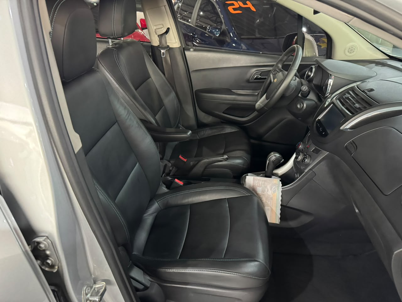 CHEVROLET TRACKER