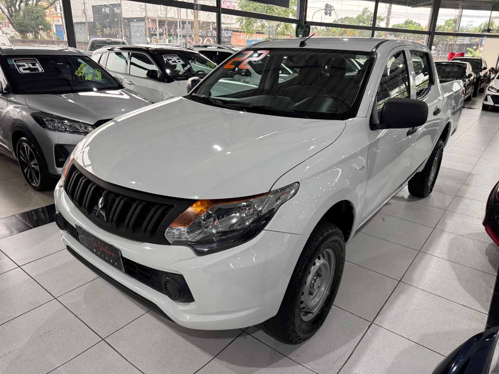 MITSUBISHI L200 TRITON