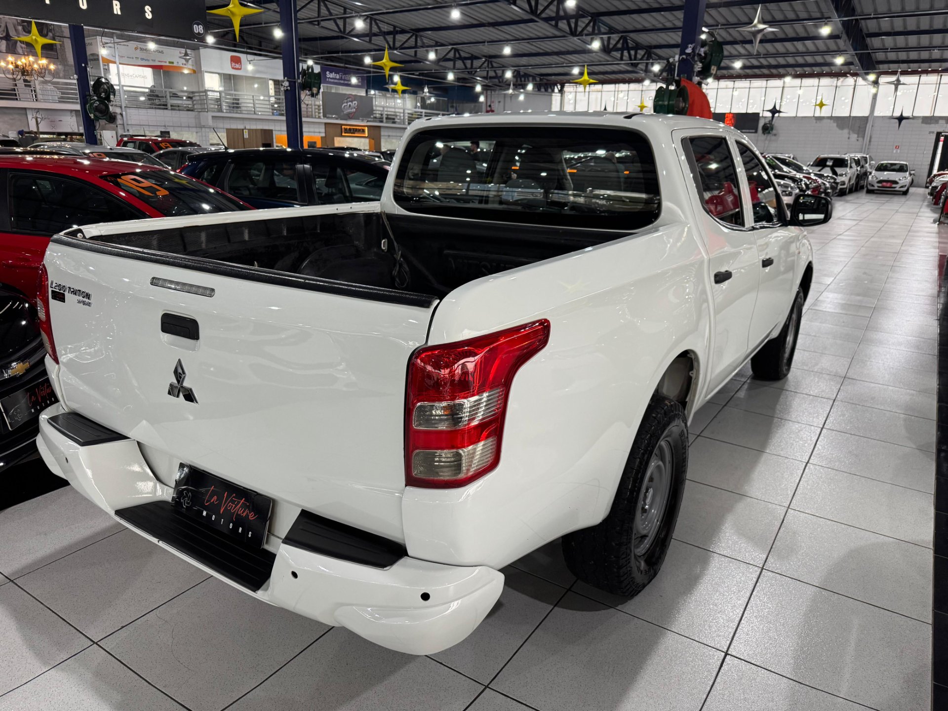 MITSUBISHI L200 TRITON