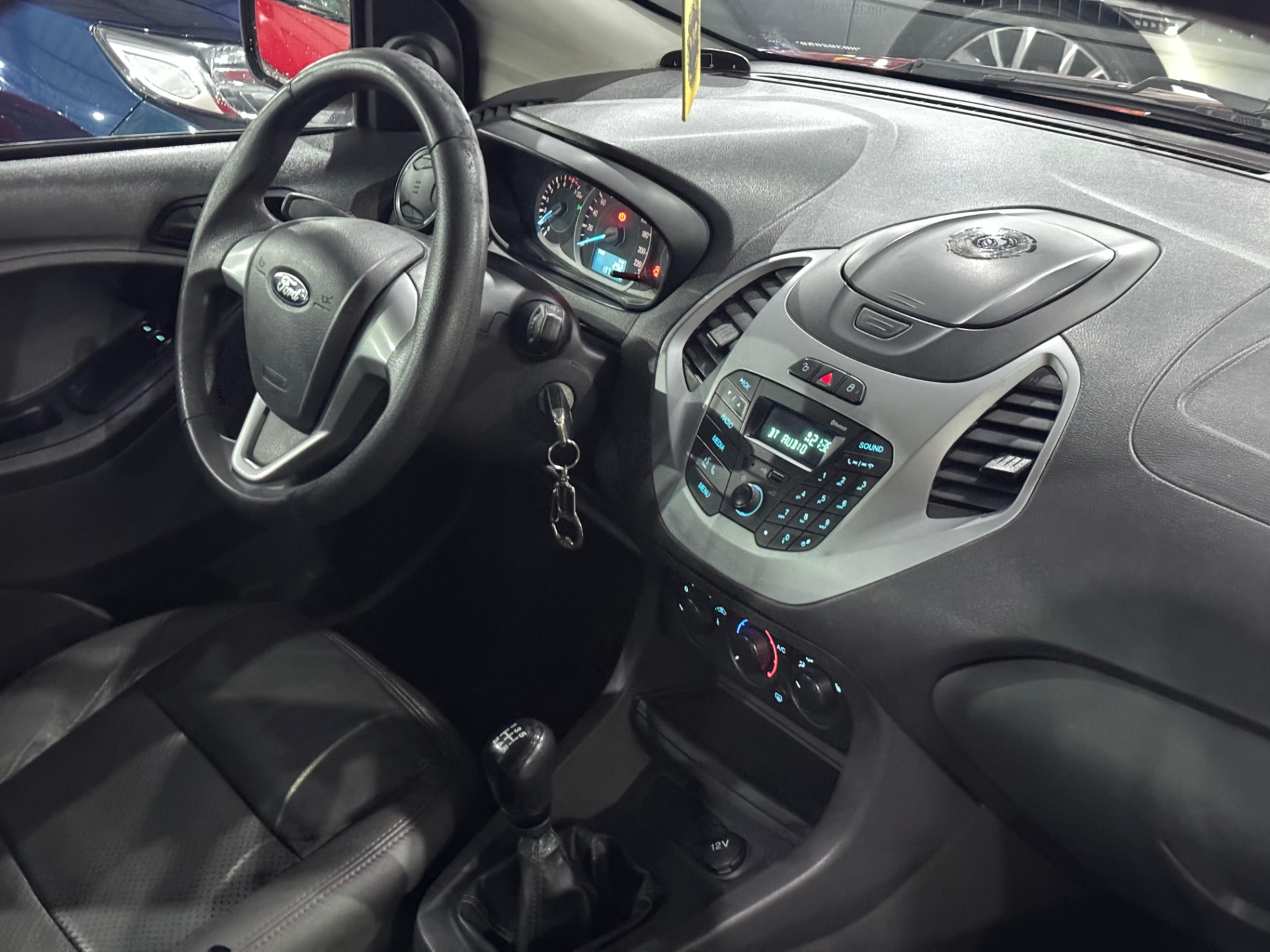 FORD KA