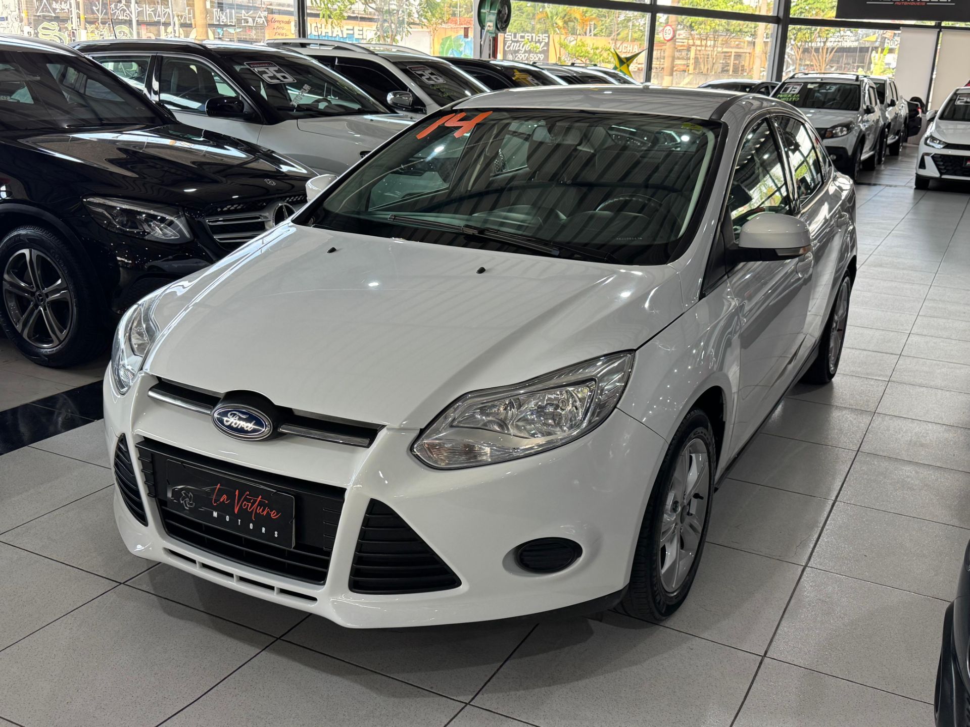 FORD FOCUS