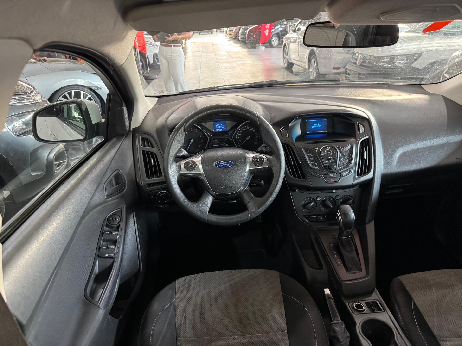 FORD FOCUS