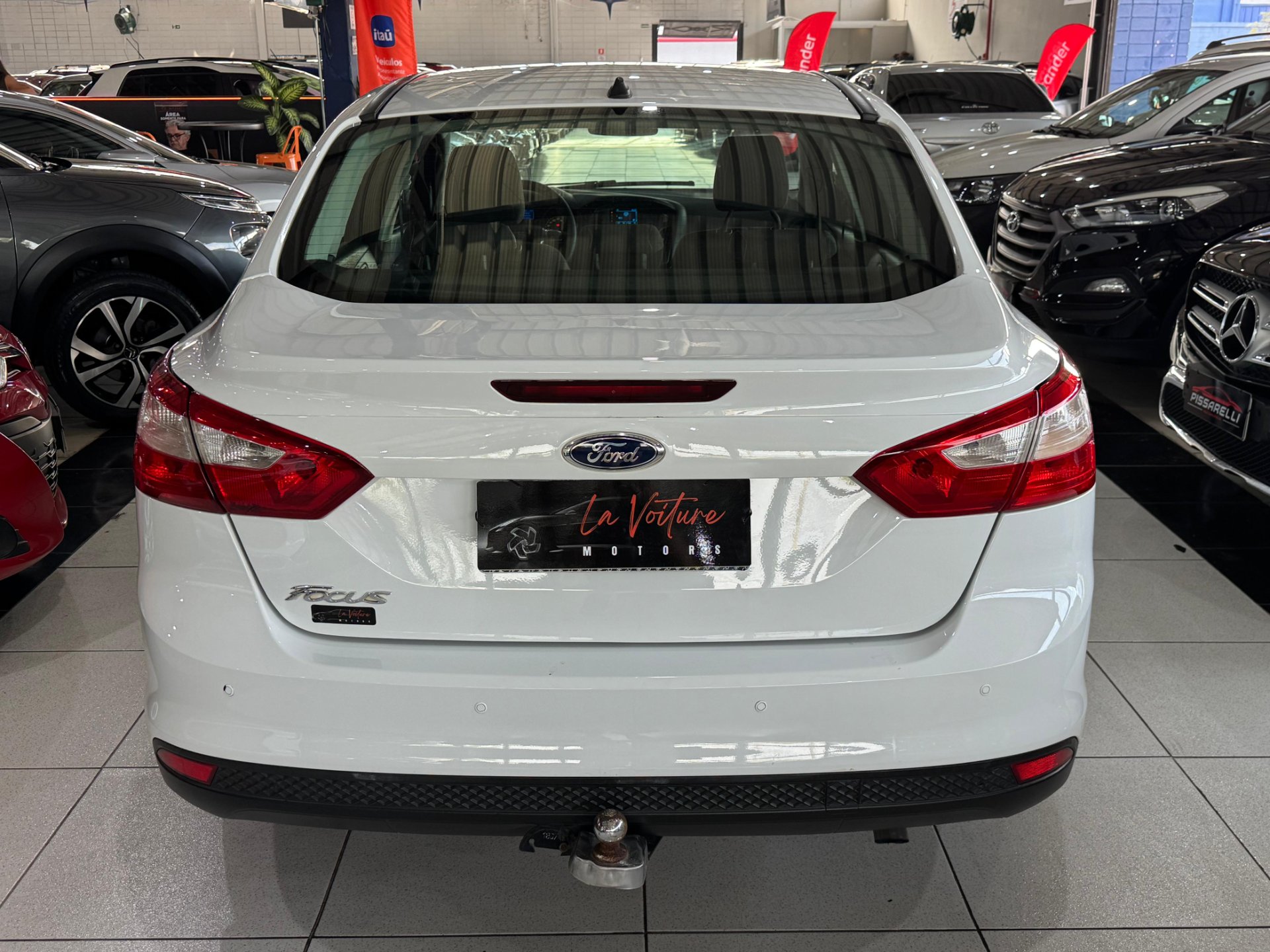 FORD FOCUS
