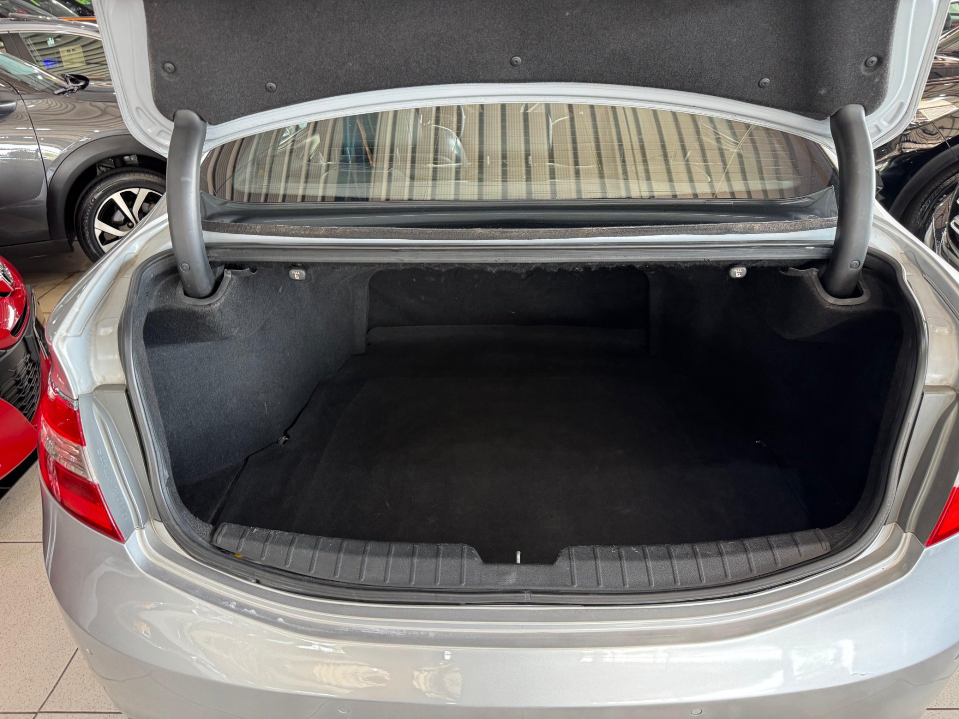 HYUNDAI AZERA