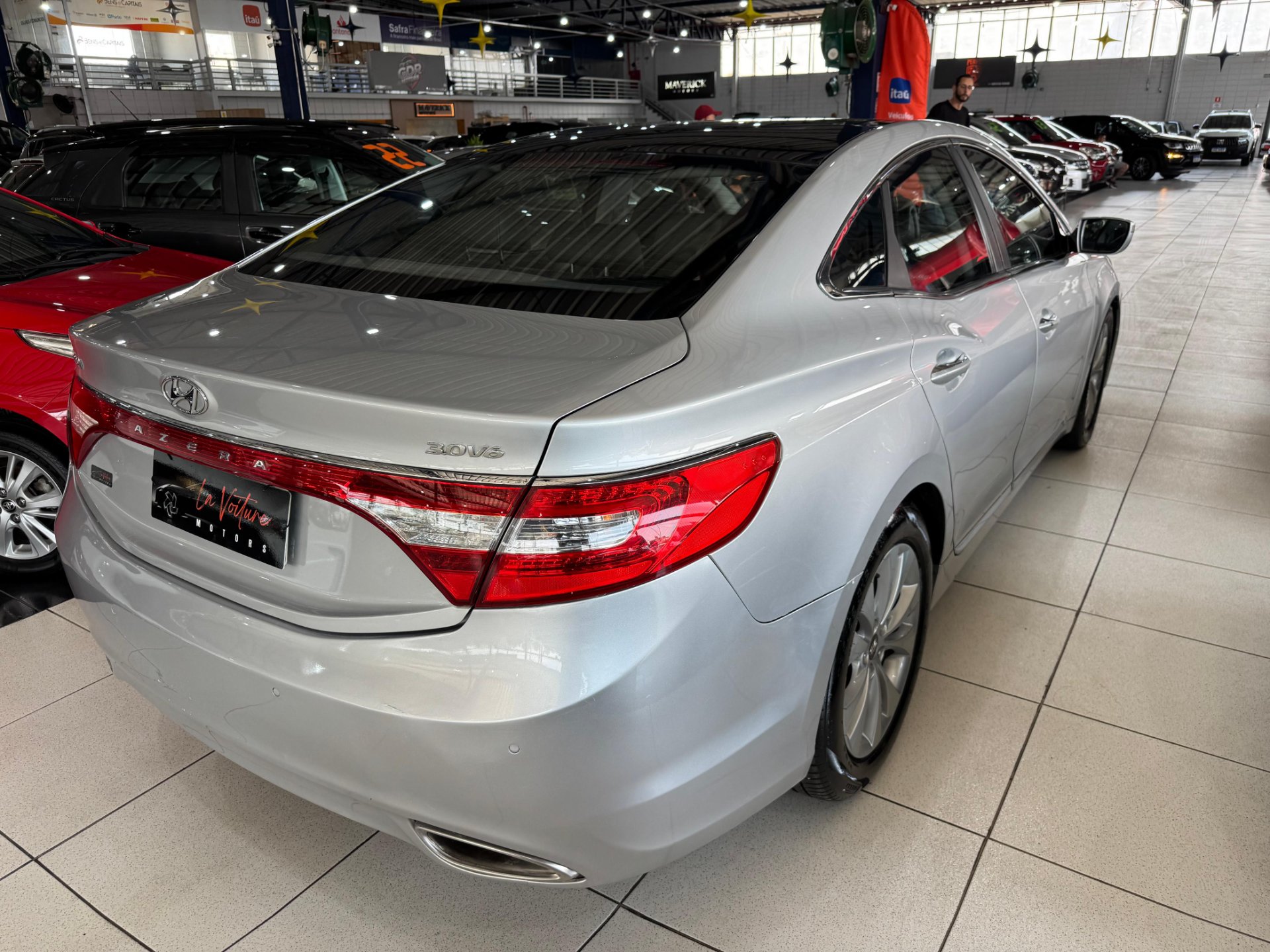 HYUNDAI AZERA
