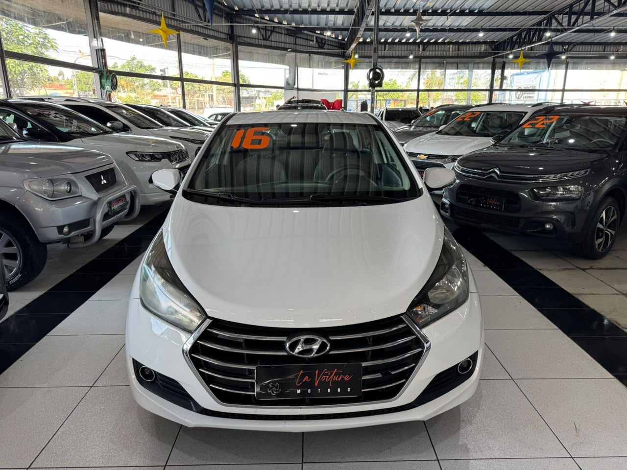 HYUNDAI HB20S