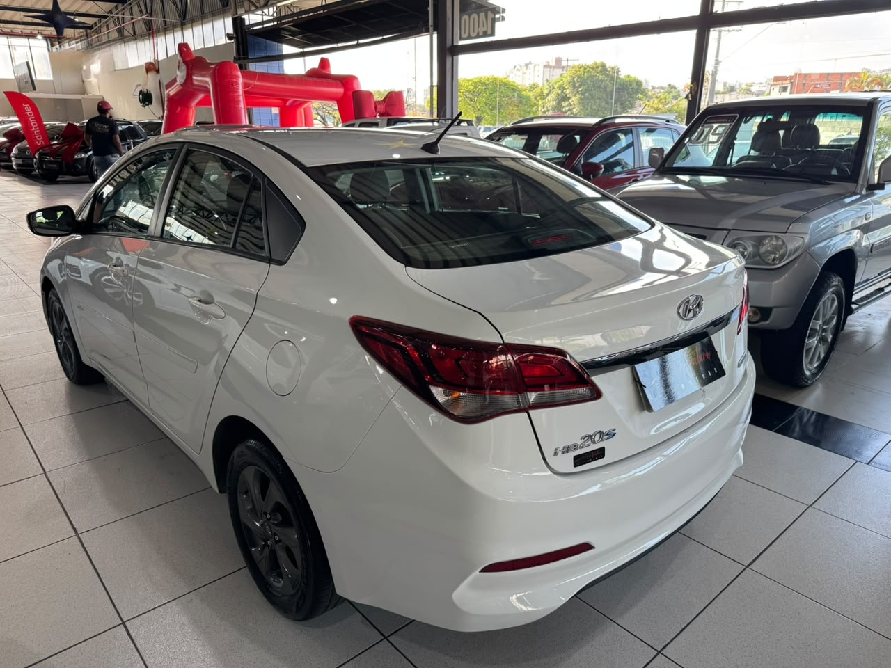 HYUNDAI HB20S