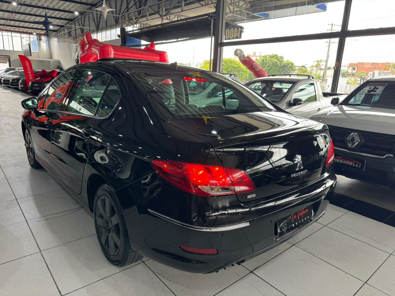 PEUGEOT 408