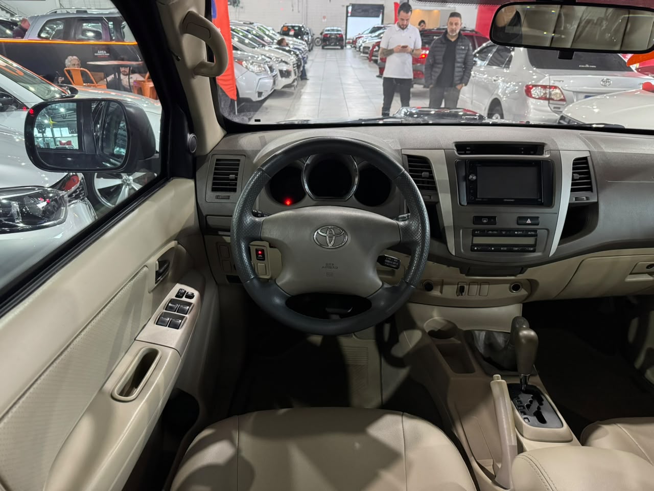 TOYOTA HILUX SW4