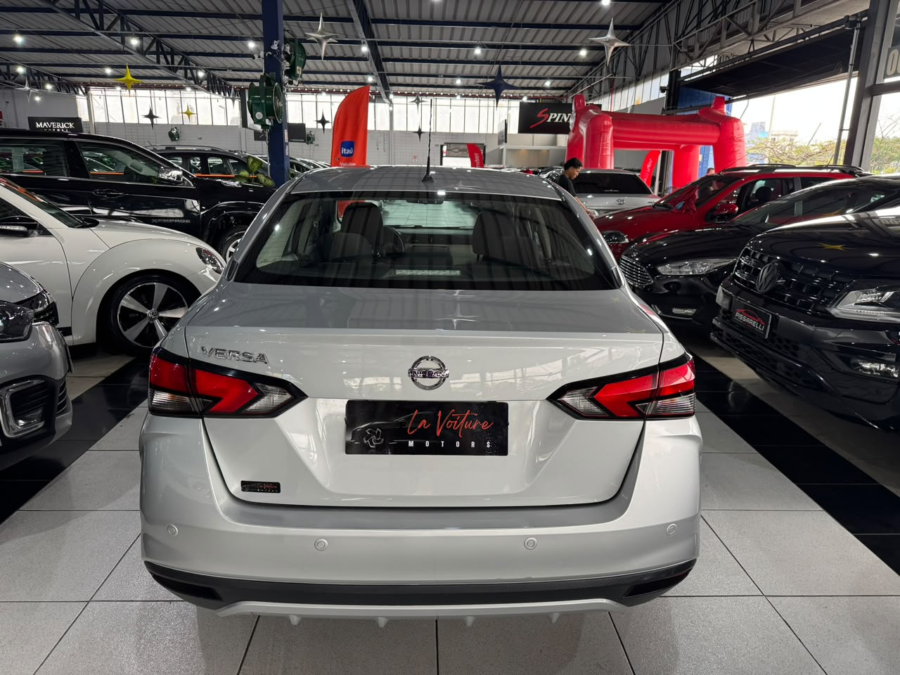NISSAN VERSA