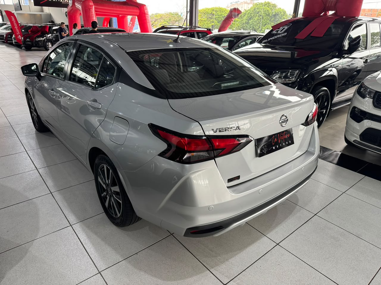 NISSAN VERSA