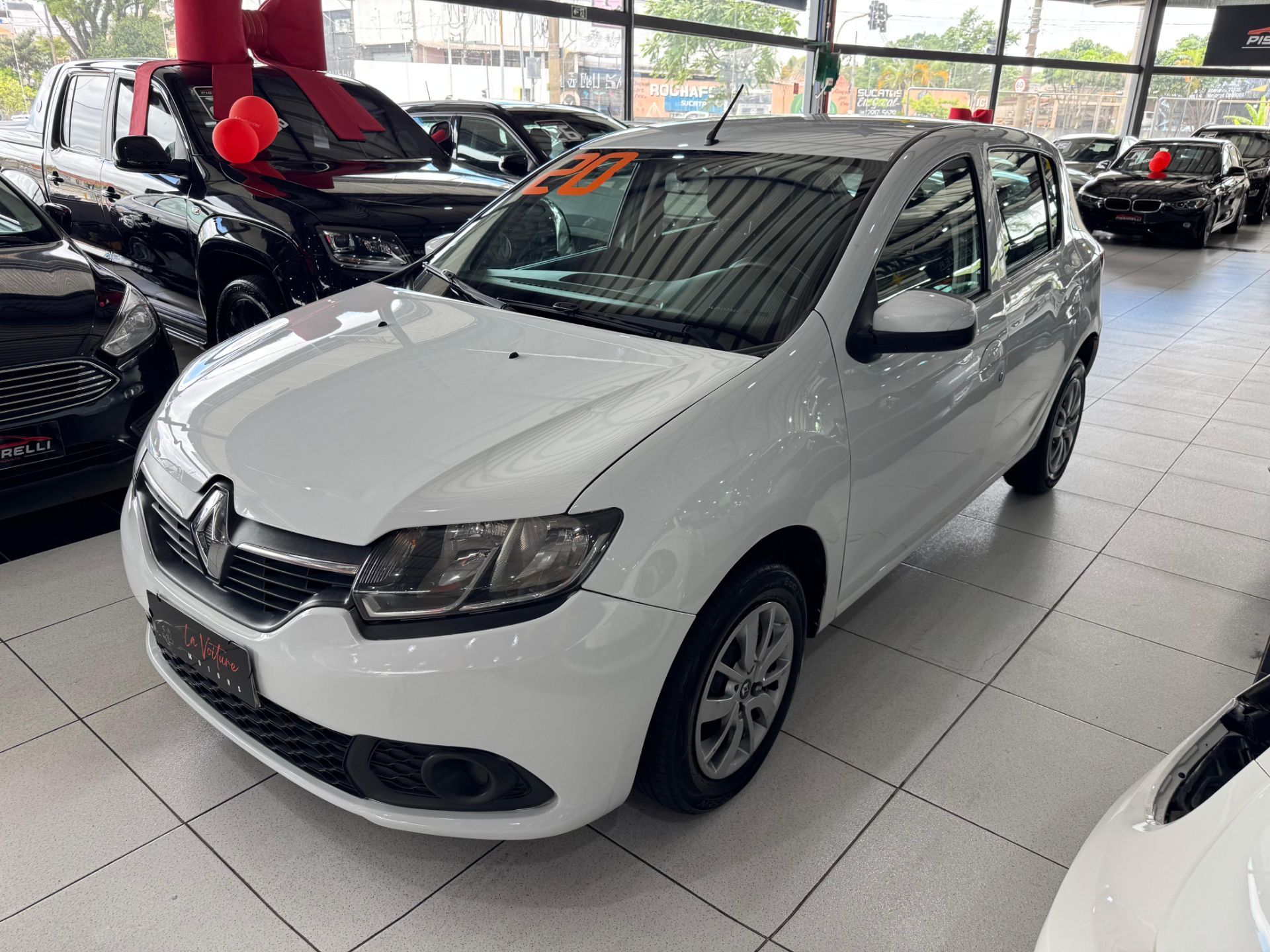 RENAULT SANDERO