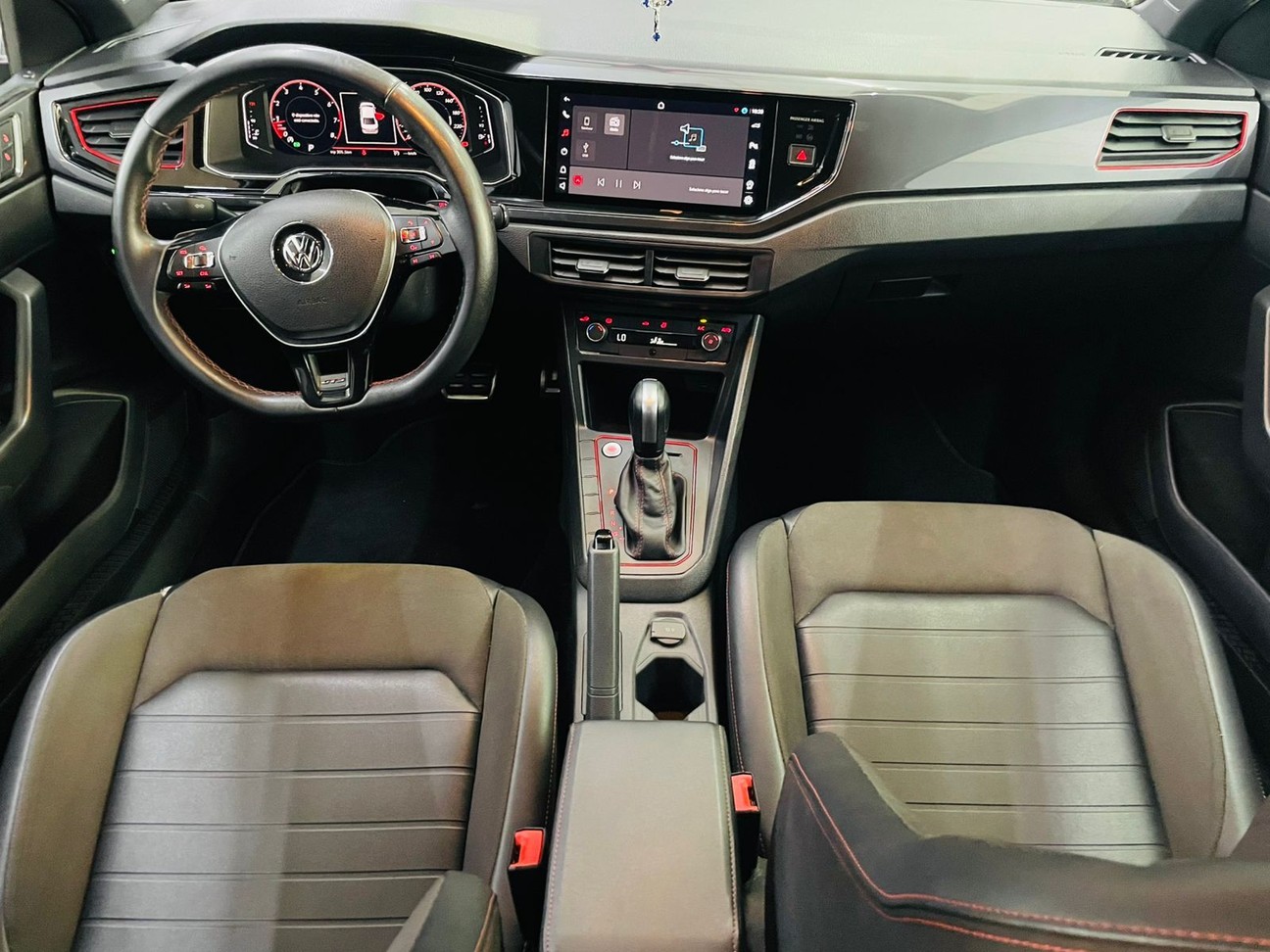 VOLKSWAGEN VIRTUS